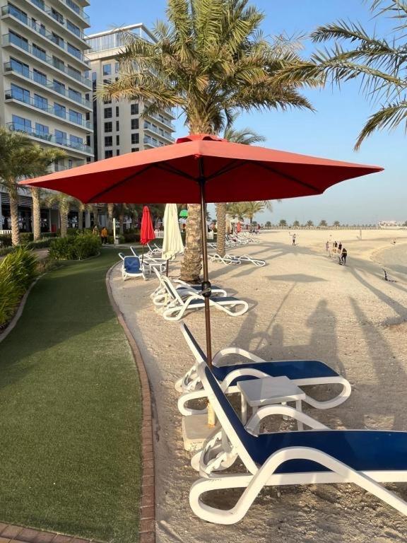 Beach Dream - A Luxury 1 Bedroom Apartment With Direct Beach Access 라스알카이마 외부 사진
